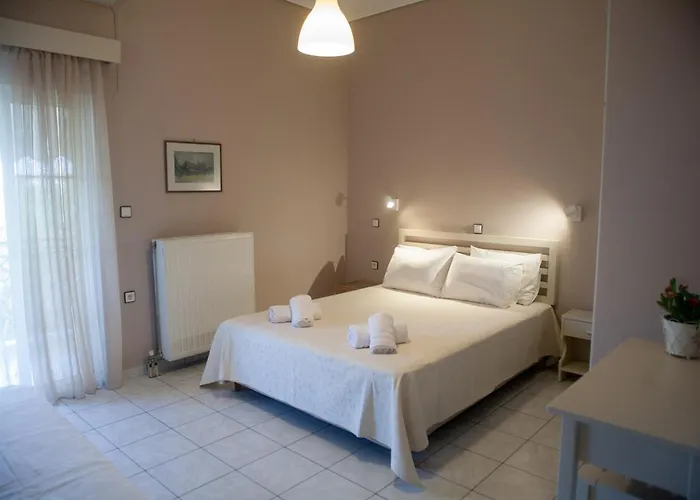 K Downtown & * Lefkada City